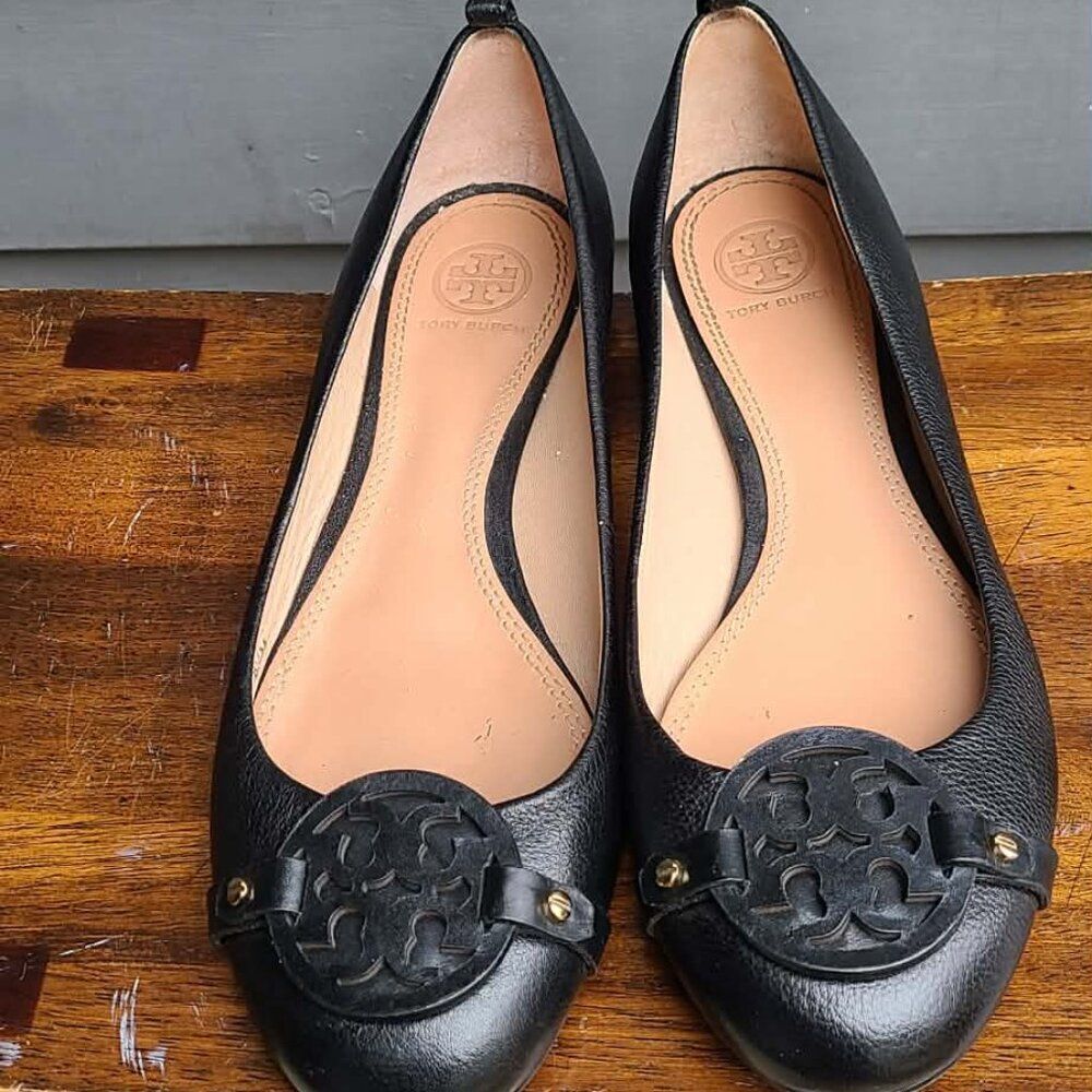 Tory Burch Mini Miller Black Leather Flats size 8 1/2M EUC
